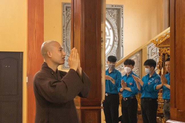 Chùa Hòa Phúc: Sinh viên trường đại học Giao Thông Vận Tải – Hà Nội về chùa sinh hoạt